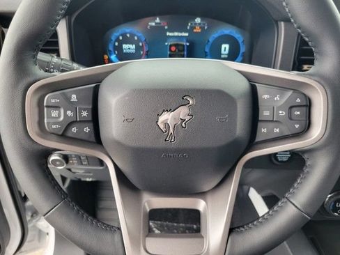 New 2025 Ford Bronco Badlands AWD/4WD image 17