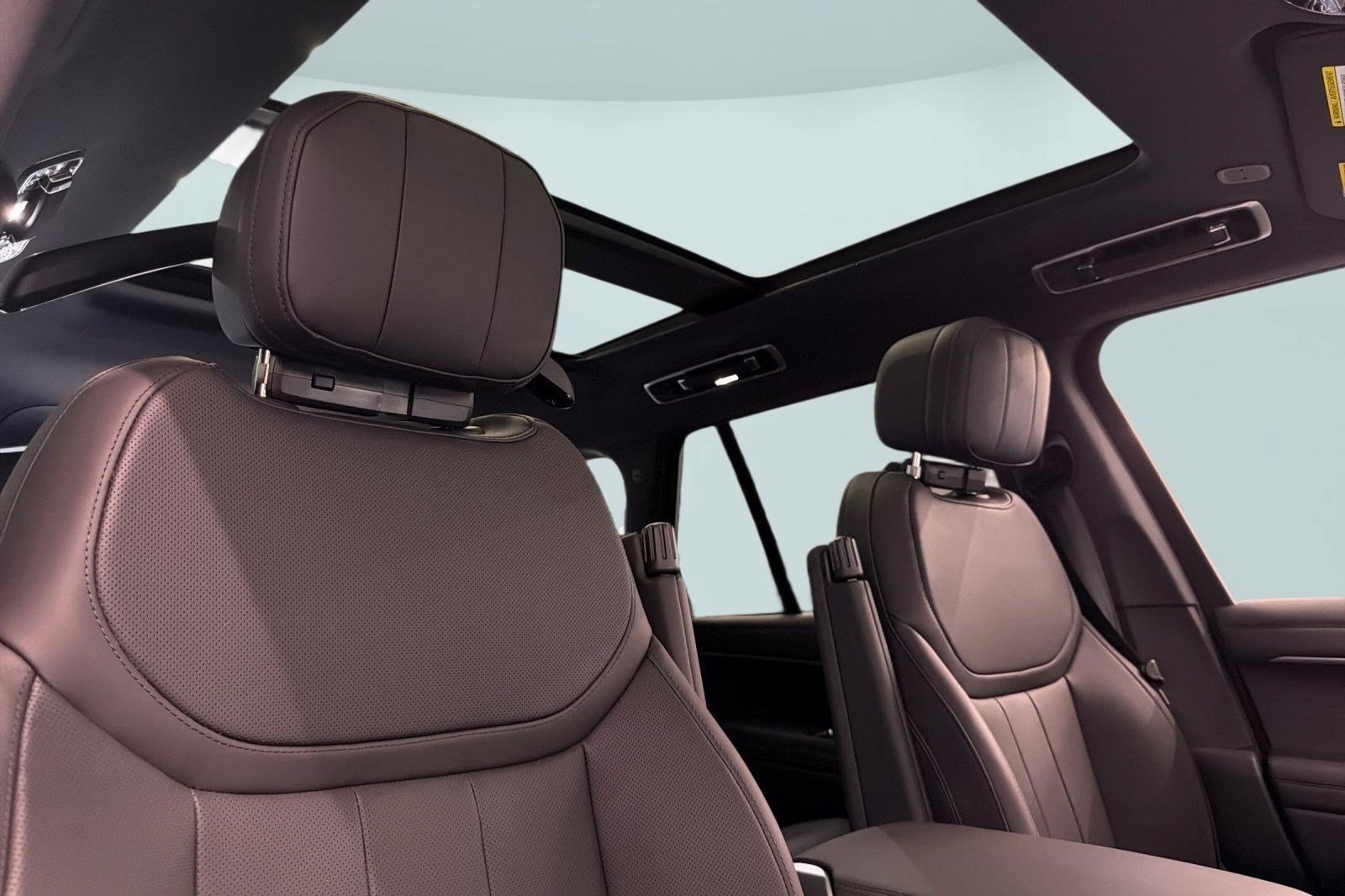 New 2027 Land Rover Range Rover SE AWD/4WD image 21