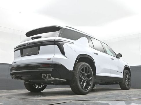 New 2026 Chevrolet Traverse RS w/ LPO, Floor Liner Package FWD image 48