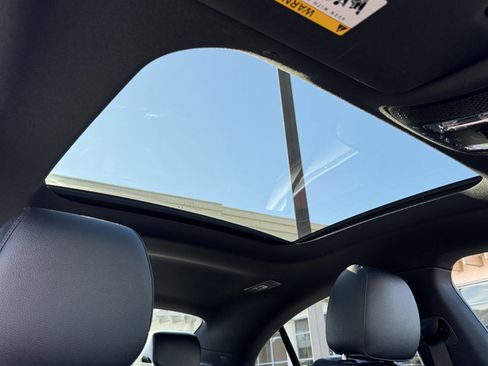 Used 2025 Mercedes-Benz CLA 250 image 7