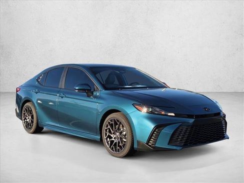 New 2026 Toyota Camry SE image 7