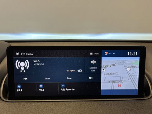 Used 2023 Acura MDX SH-AWD w/ Technology Package image 16