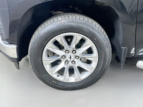 Used 2019 Chevrolet Silverado 1500 LTZ w/ LTZ Plus Package image 8