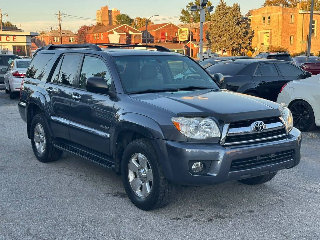 Used 2008 Toyota 4Runner SR5 AWD/4WD image 1