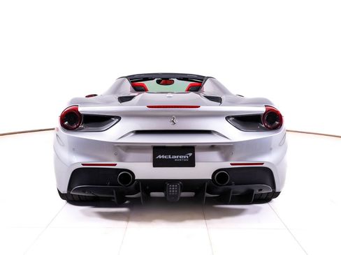 Used 2019 Ferrari 488 Spider RWD image 6