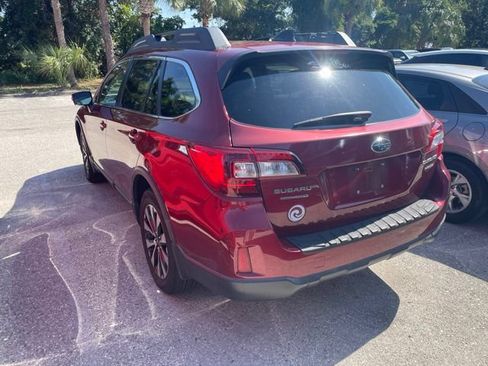 Used 2016 Subaru Outback 2.5i Limited AWD/4WD image 3