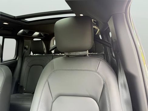 New 2026 Land Rover Defender 110 S image 17