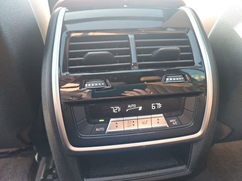 Used 2022 BMW X5 sDrive40i w/ Premium Package image 21