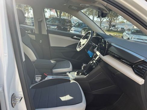 New 2026 Volkswagen Taos S image 32