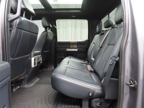 Used 2022 Ford F350 Lariat w/ Black Appearance Package AWD/4WD image 13