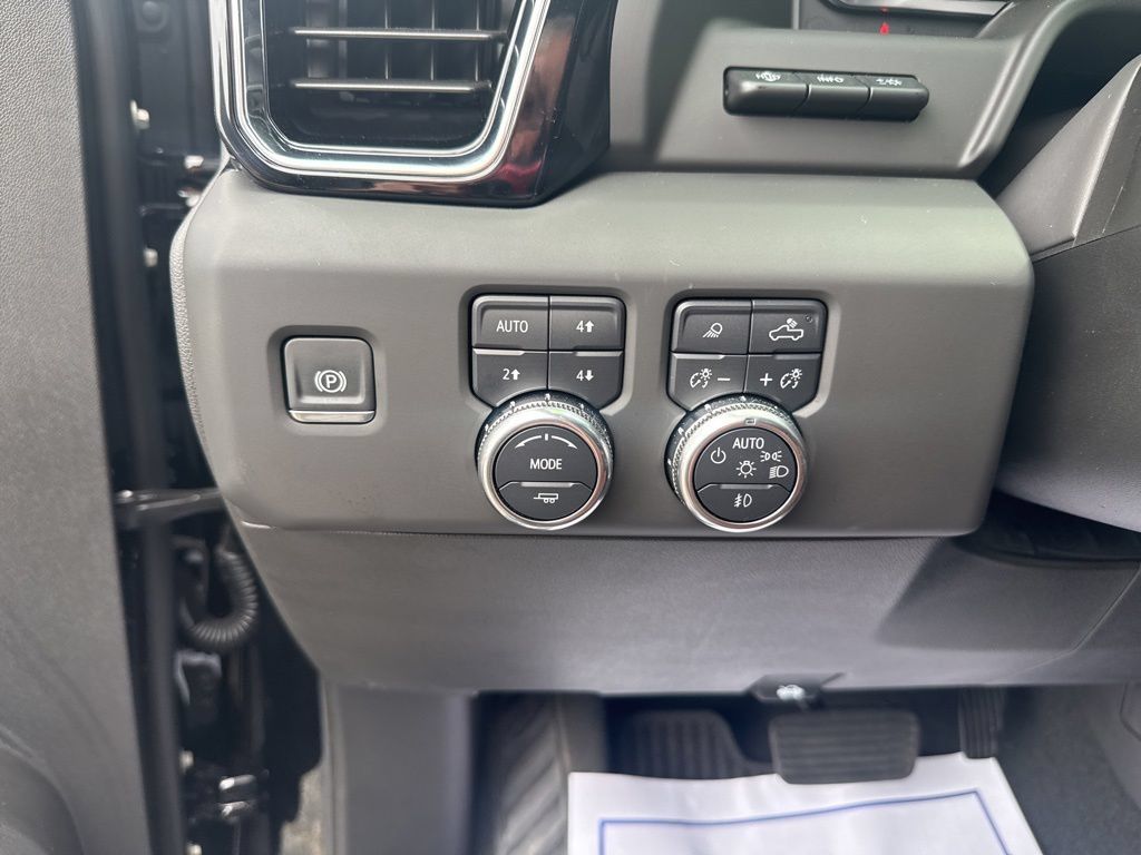 Used 2025 GMC Sierra 1500 Denali Ultimate AWD/4WD image 40