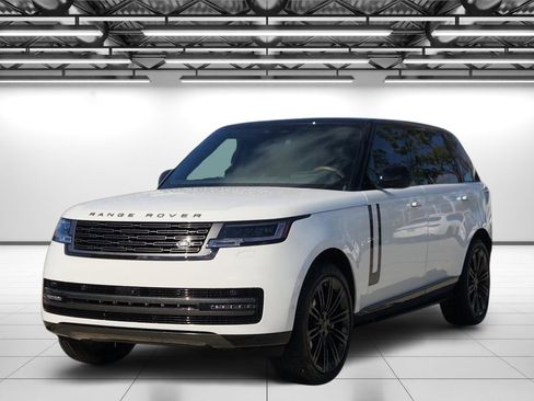 Used 2026 Land Rover Range Rover Long Wheelbase Autobiography image 5