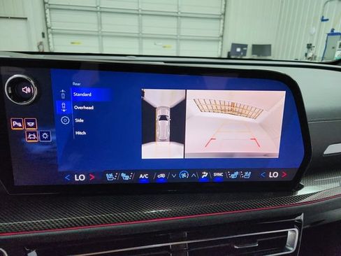 Used 2026 Chevrolet Traverse High Country FWD image 28