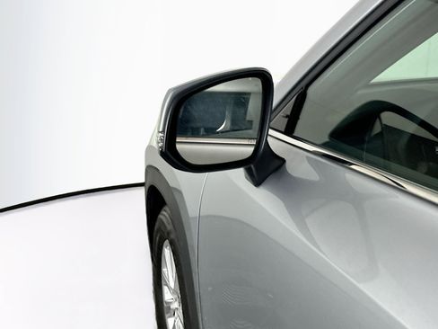 Used 2025 Toyota Grand Highlander FWD image 16