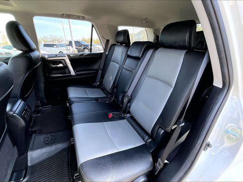 Used 2021 Toyota 4Runner SR5 Premium w/ Moonroof Package image 25