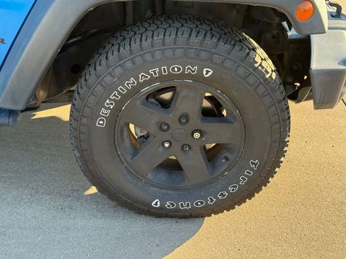 Used 2015 Jeep Wrangler Unlimited Sport w/ Quick Order Package 24S image 9