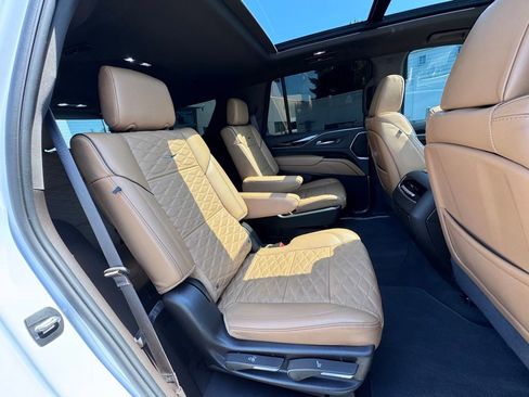 Used 2023 Cadillac Escalade Premium Luxury w/ LPO, Floor Liner Package RWD image 22