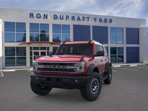 New 2026 Ford Bronco Outer Banks w/ Sasquatch Package AWD/4WD image 3