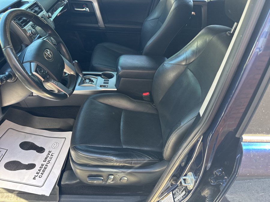 Used 2015 Toyota 4Runner Limited AWD/4WD image 18