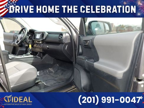 Used 2016 Toyota Tacoma SR RWD image 23