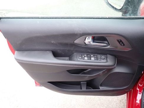 New 2026 Chrysler Pacifica Select image 17