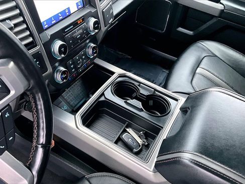 Used 2021 Ford F350 Platinum image 15