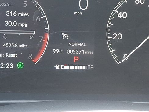 Certified 2025 Honda HR-V LX image 20