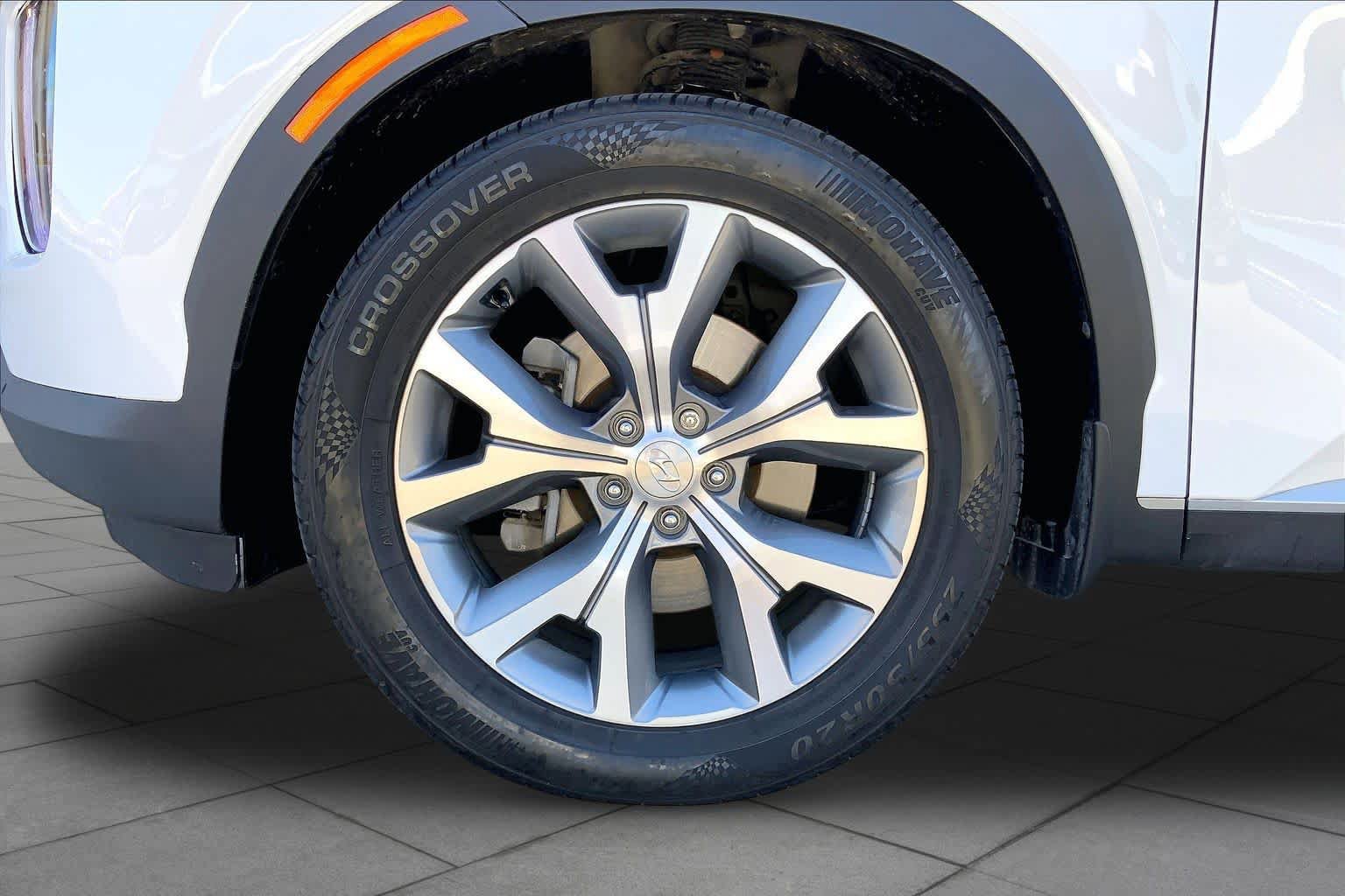 Used 2022 Hyundai Palisade SEL w/ 8P Bench Seat Package FWD image 10