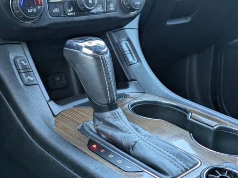 Used 2019 GMC Acadia SLE image 14