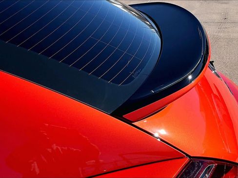 Used 2018 Volkswagen Beetle 2.0T SE image 30