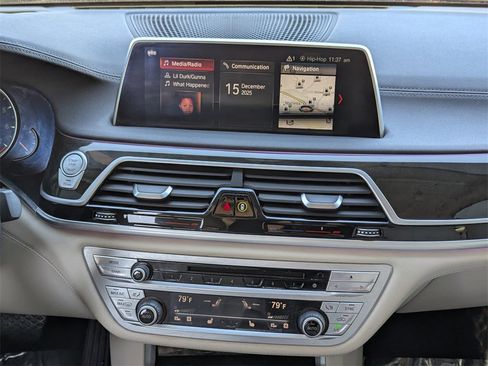 Used 2018 BMW 740i 740i image 12