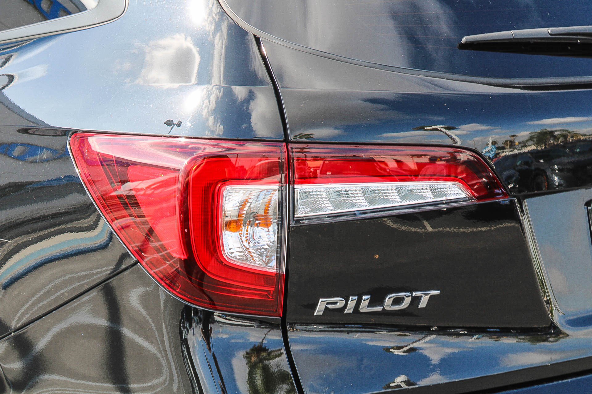 Used 2022 Honda Pilot Sport image 10