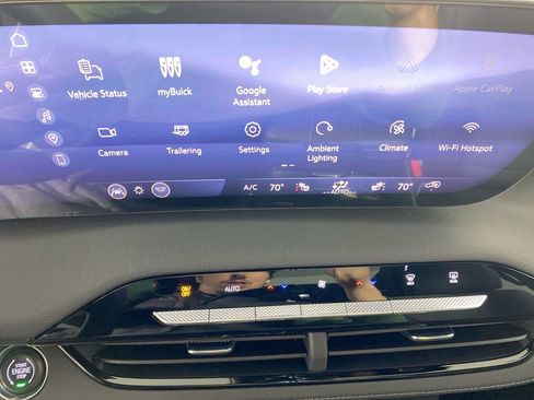 Used 2026 Buick Enclave Preferred w/ Power Package image 16