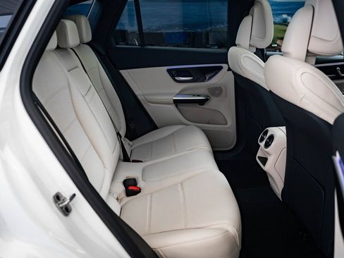 Certified 2026 Mercedes-Benz GLC 300 4MATIC image 34