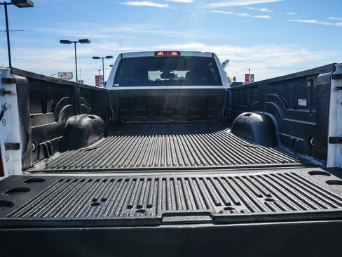 Used 2024 RAM 3500 Big Horn image 24