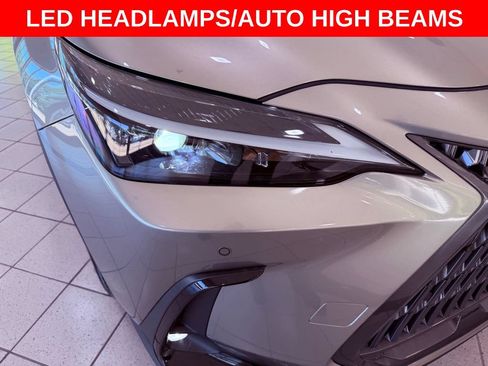 Used 2024 Lexus NX 250 FWD image 10