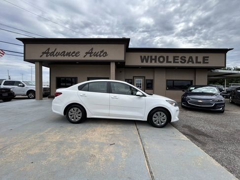 Used 2020 Kia Rio LX FWD image 1