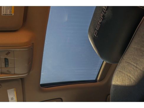 Used 2019 GMC Acadia Denali image 24