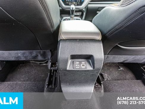 Used 2025 Subaru Crosstrek 2.5i Sport AWD/4WD image 30
