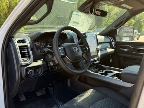 New 2026 RAM 3500 Lone Star AWD/4WD image 15