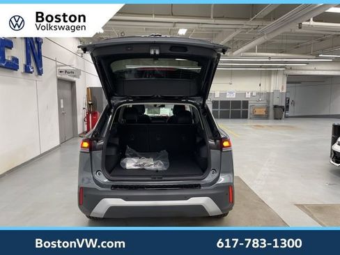 New 2026 Volkswagen Tiguan SE AWD/4WD image 9