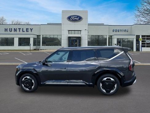 Used 2024 Kia EV9 Land AWD/4WD image 7