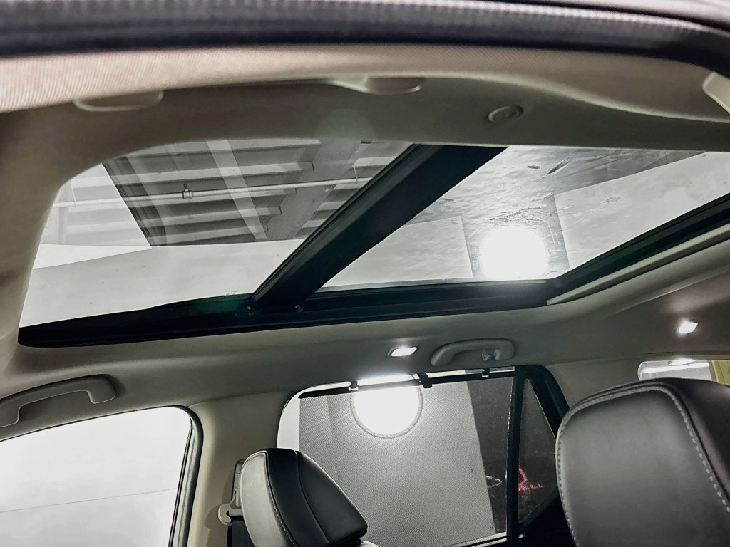 Used 2024 Honda Pilot Touring image 19