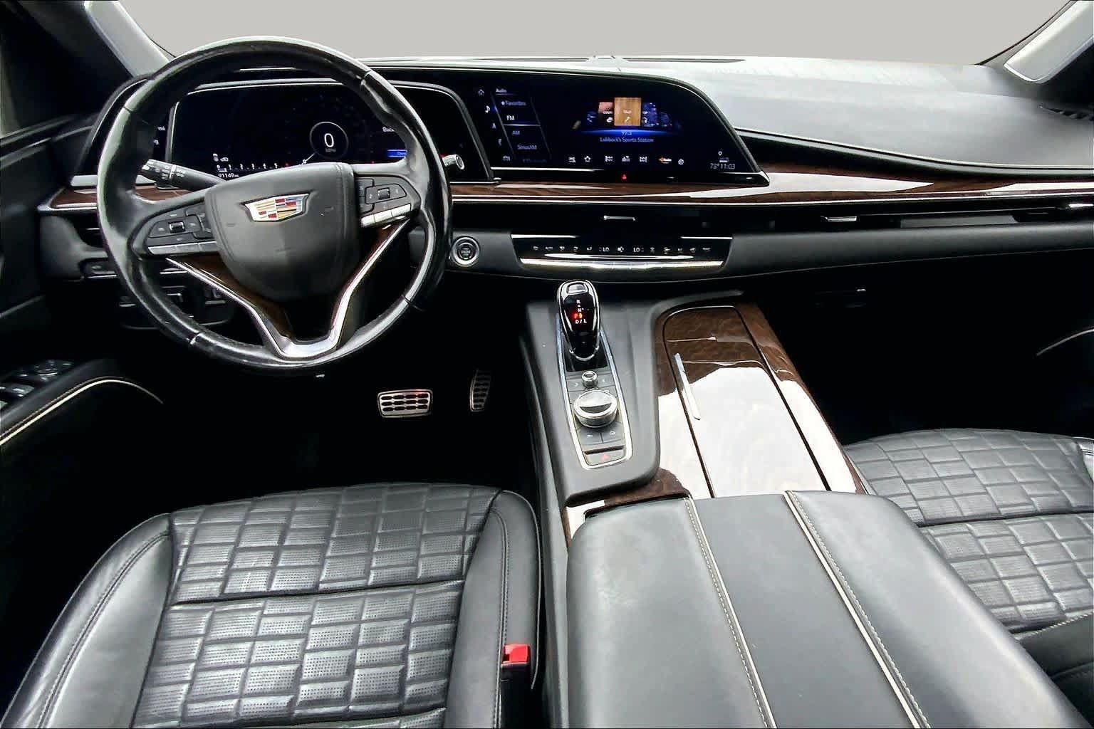 Used 2022 Cadillac Escalade Sport Platinum w/ Heavy-Duty Trailer Package AWD/4WD image 16