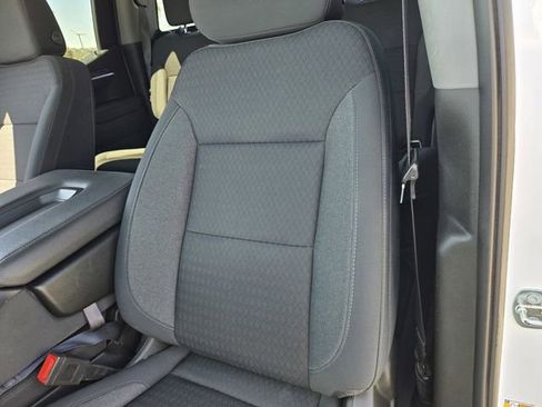 Used 2023 GMC Sierra 1500 SLE AWD/4WD image 16