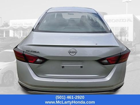 Used 2024 Nissan Altima 2.5 S FWD image 4