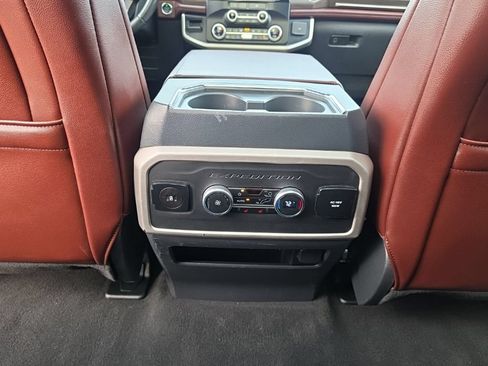 Used 2024 Ford Expedition Limited AWD/4WD image 24