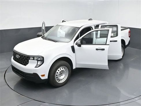 New 2026 Ford Maverick XL image 48