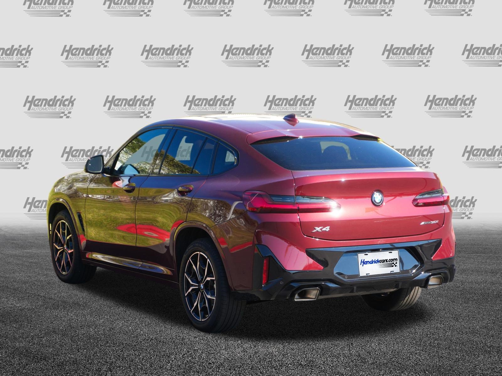 Certified 2025 BMW X4 xDrive30i w/ Premium Package AWD/4WD image 8