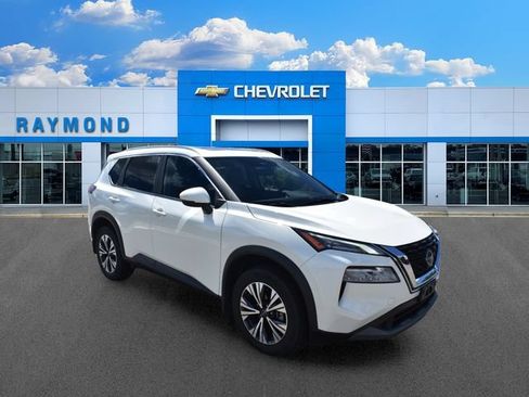 Used 2023 Nissan Rogue SV w/ SV Premium Package AWD/4WD image 1